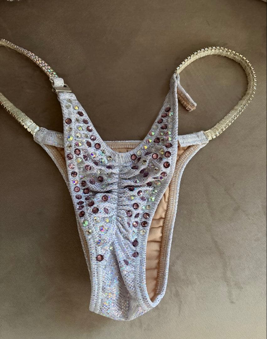 シーズンビキニ　キラキラビキニ　コンテストビキニ