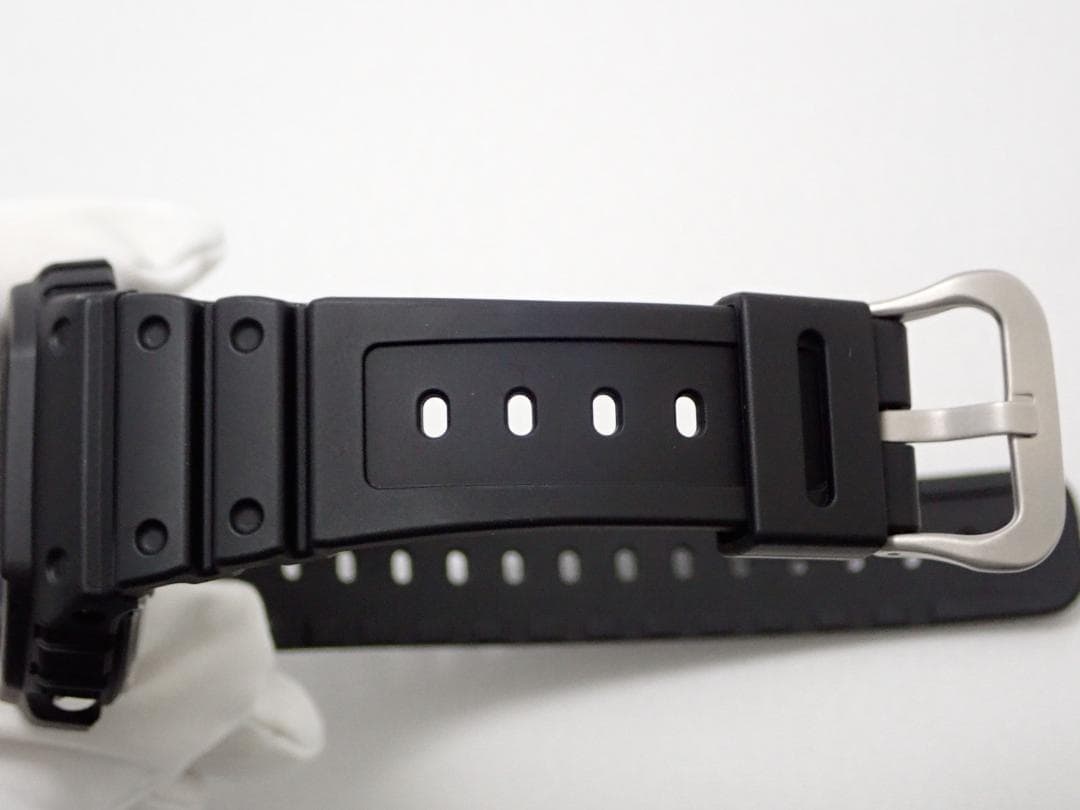 美品 CASIO G-SHOCK DW-5600UBB-1JF 国内正規品