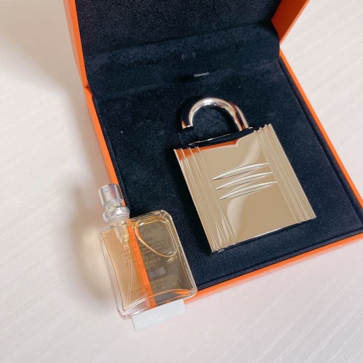 HERMES エルメス　ジュエルロック　カデナケース　アトマイザー　香水ケース