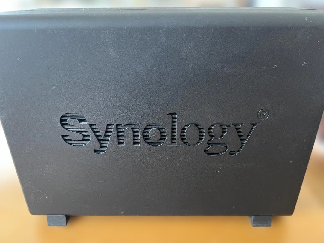 Synology NVR1218 (USBトングル付)