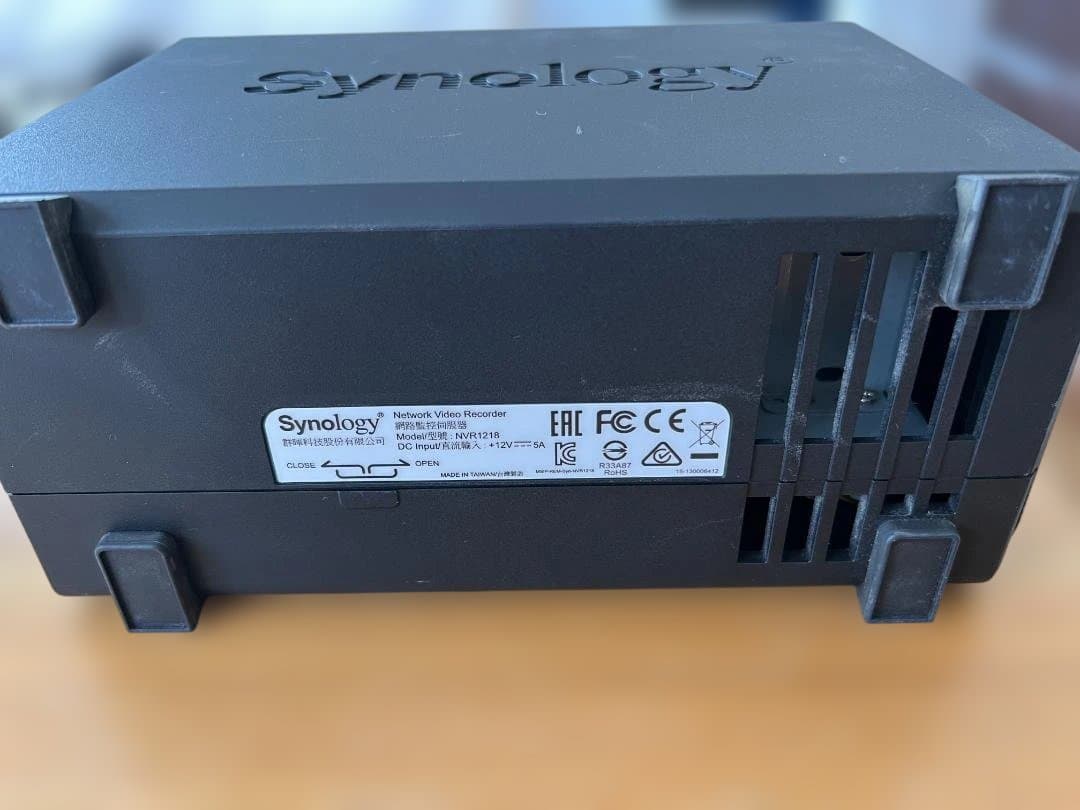 Synology NVR1218 (USBトングル付)