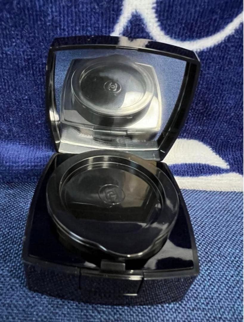 ♥ シャネル サブリマージュ ヴォワヤージュ ラ クレーム ラ ブリューム