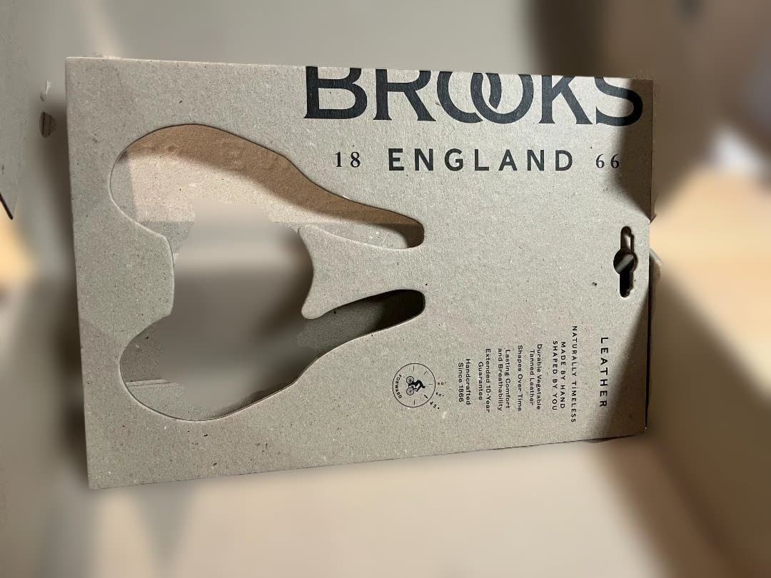 BROOKS B17 CARVED レザーサドル