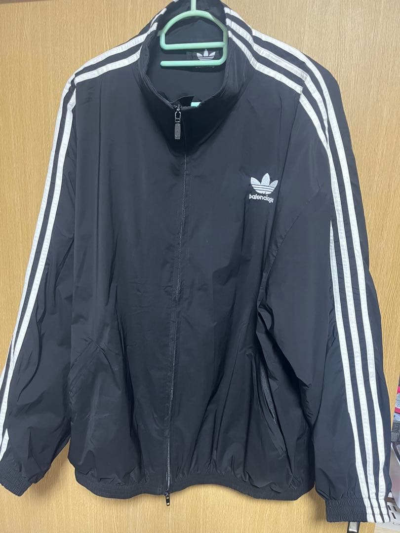 balenciaga ナイロンジャケット ブラック