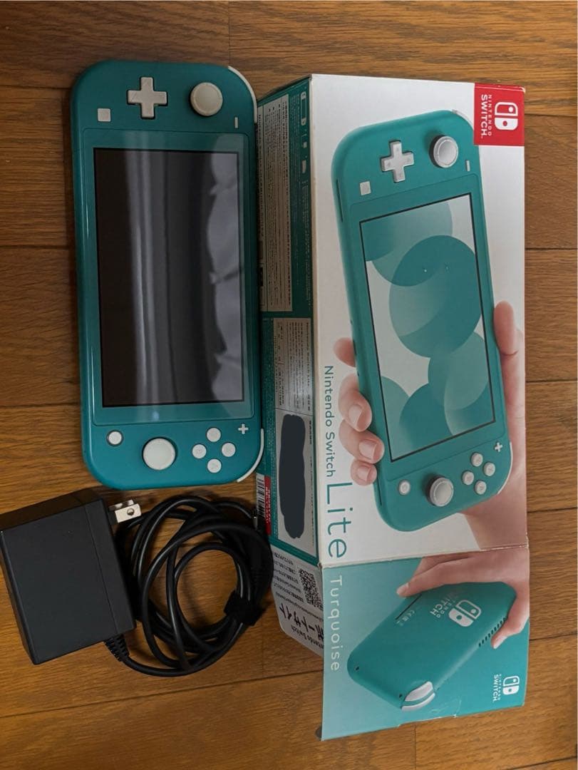 任天堂SwitchLite ターコイズブルー