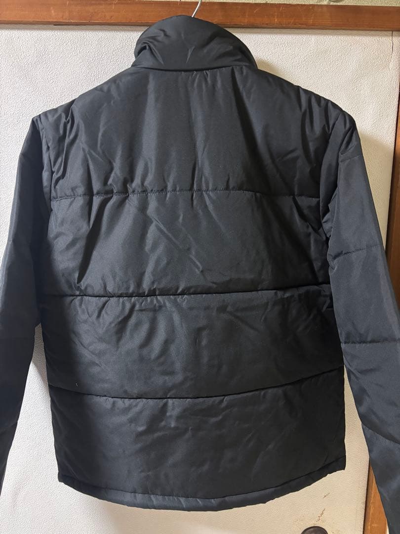 む*ち様 【新品・定価1.6万】MLB公式 ヤンキース 中綿　ブラック XL 刺