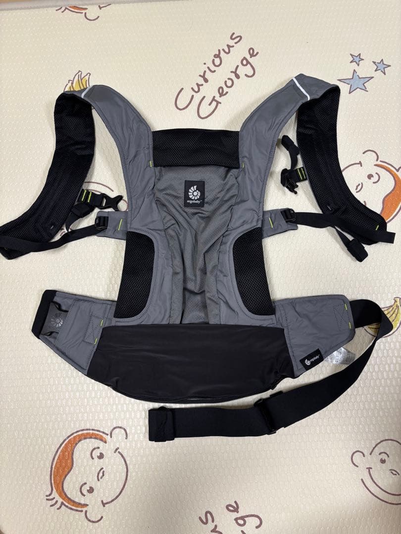 【美品】ergobaby Away グラファイトグレー