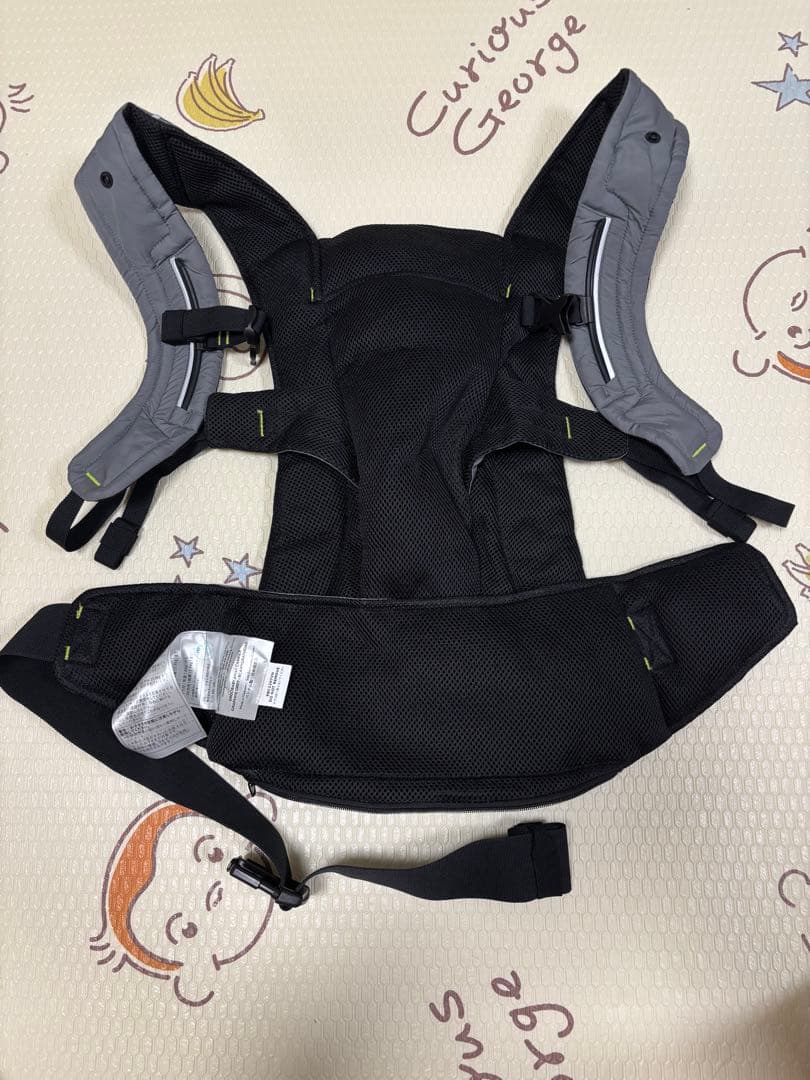 【美品】ergobaby Away グラファイトグレー