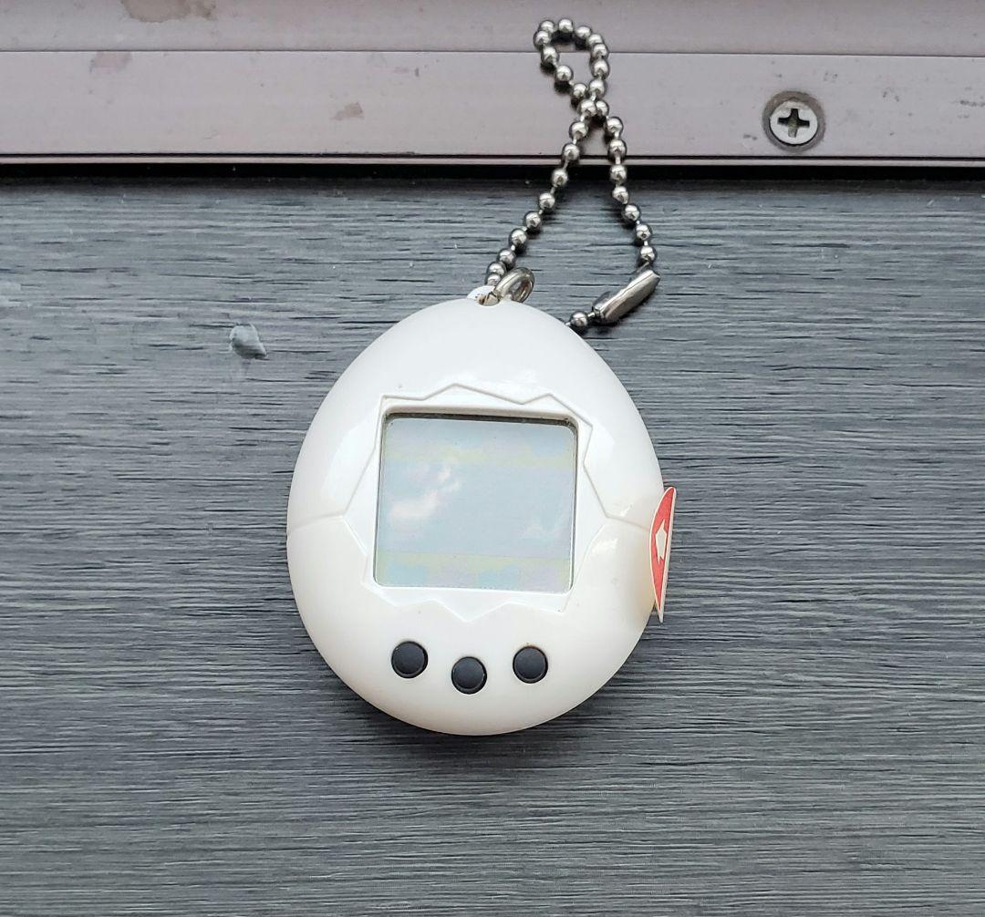 BANDAI Tamagotchi ホワイト初期