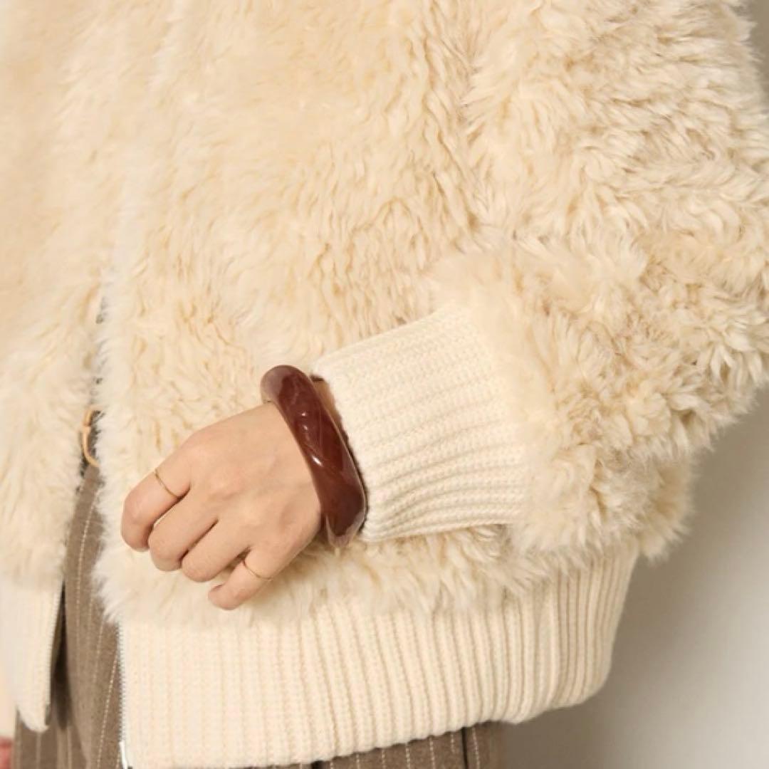 新品未使用【ESICA エシカ 】ハイネックボアブルゾンF ホワイト アウター