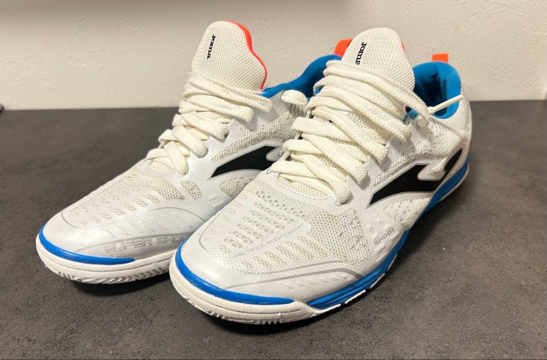 ホマ　フットサルシューズ　タクティコ