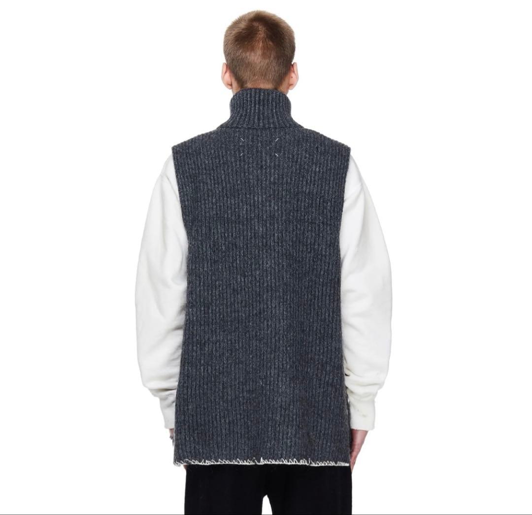 メゾンマルジェラ ウールハイネックベスト 最終価格