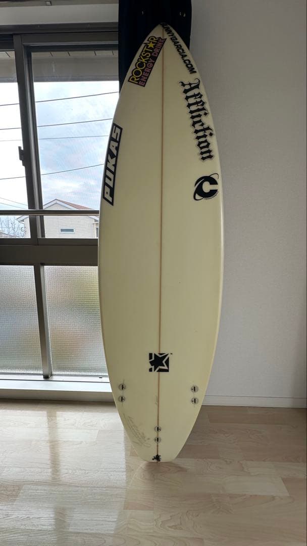 Pukas サーフボード 3フィン 白色