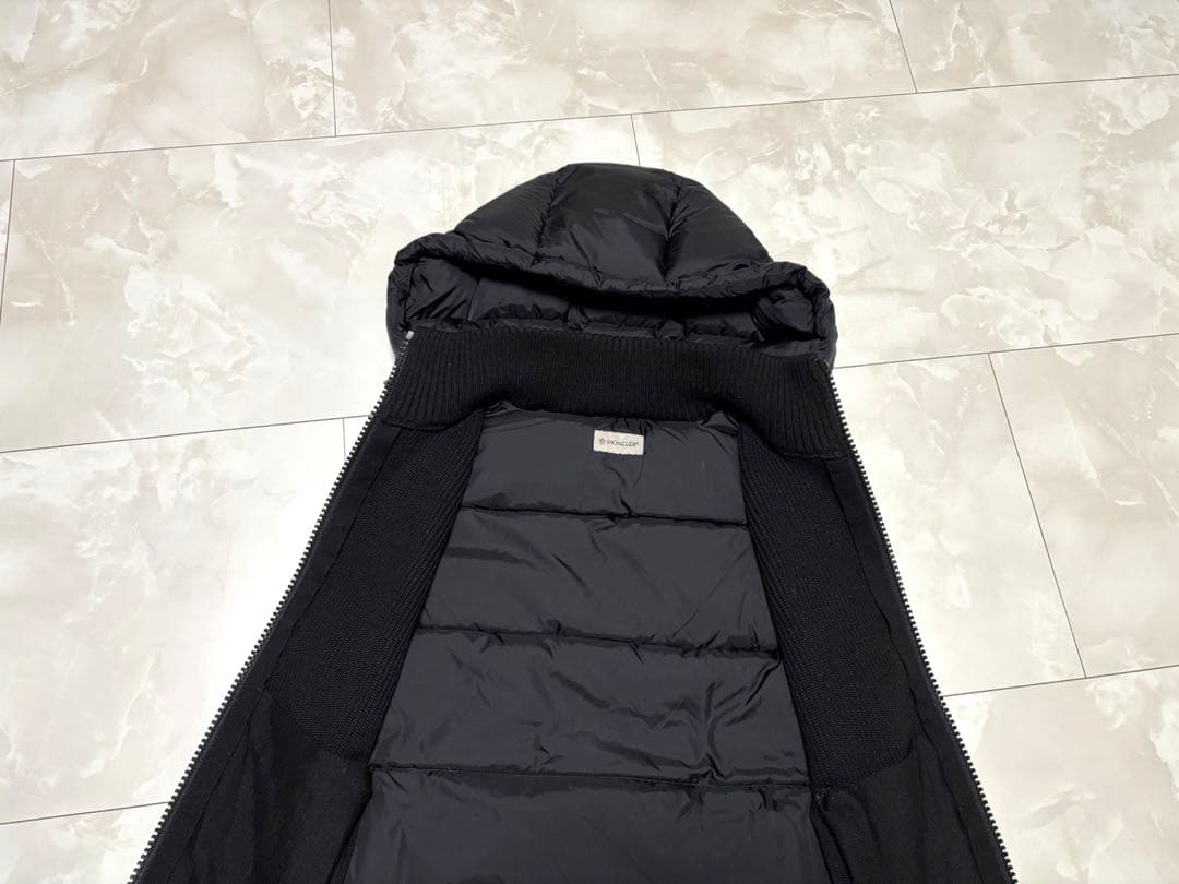 モンクレール ダウンニットベスト