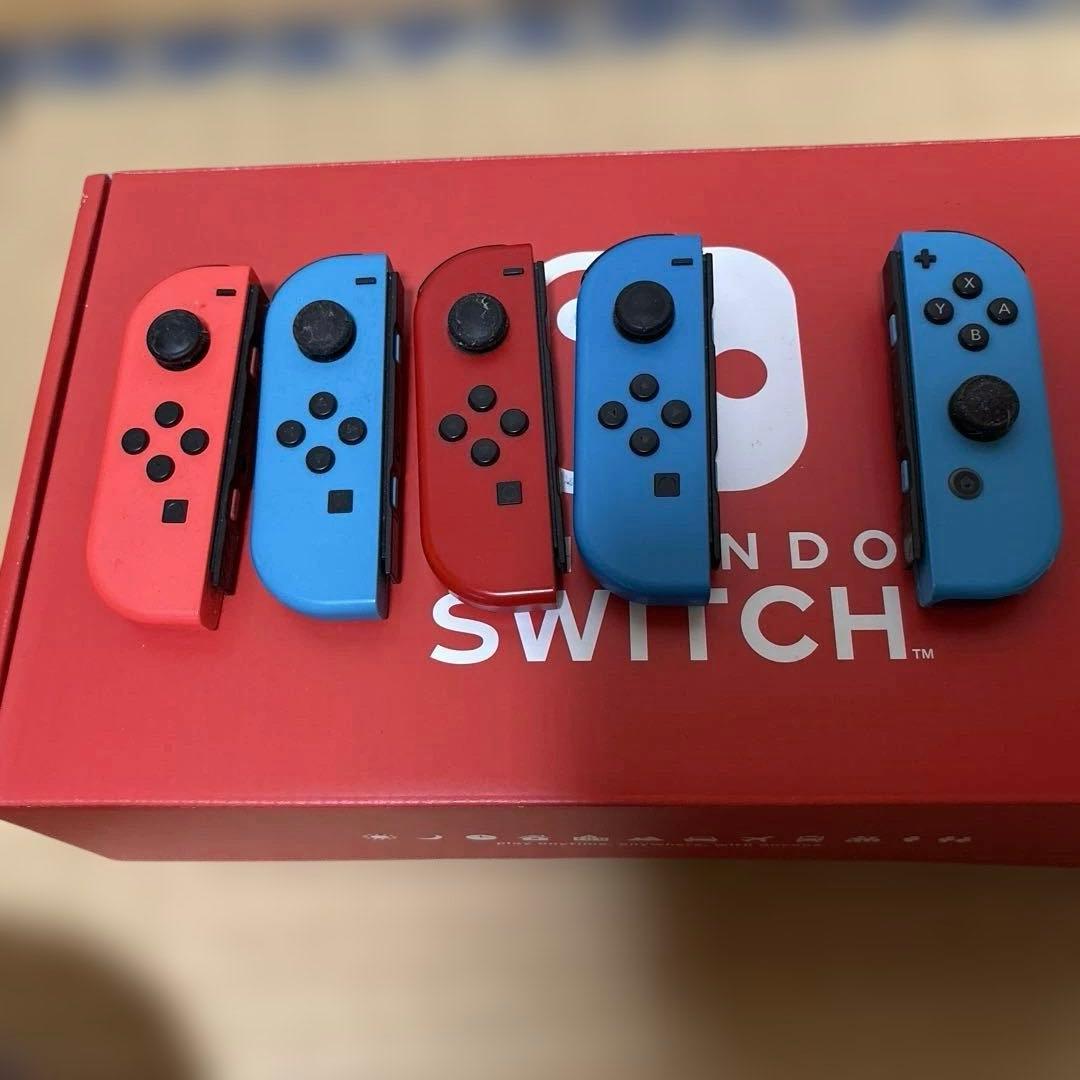 ス*テ様 Nintendo Switch本体 ジャンクジョイコン左4個　右1付き