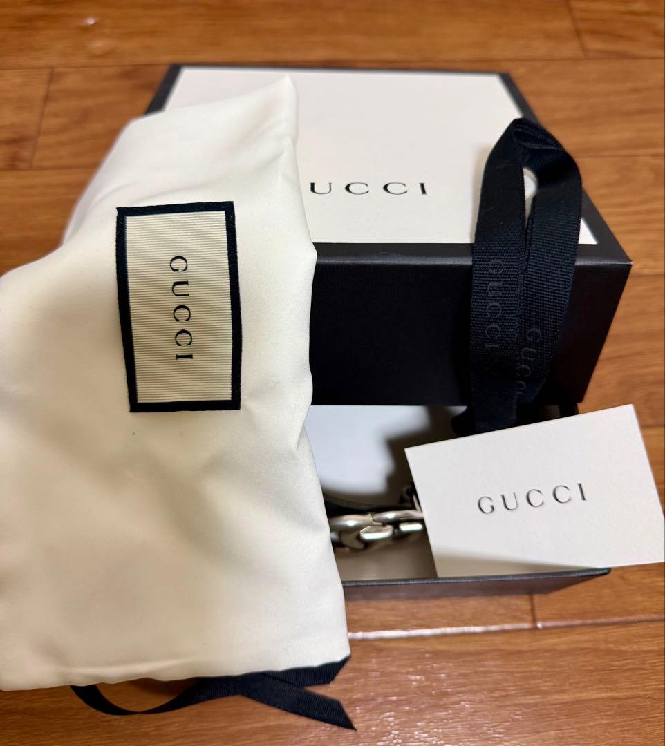 GUCCI ブラック レザー ベルト GGロゴ