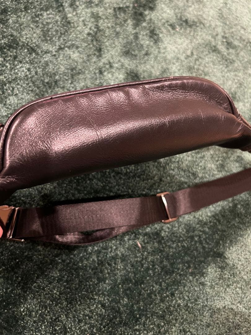 GRACE CONTINENTAL ウエストバッグ　牛革　ボディバッグ