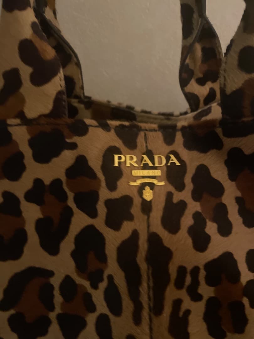 未使用　PRADA ヒョウ柄 トートバッグ