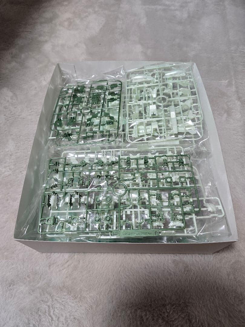 MG 1/100 ガンダムベース限定 ユニコーンガンダム（光の結晶体）