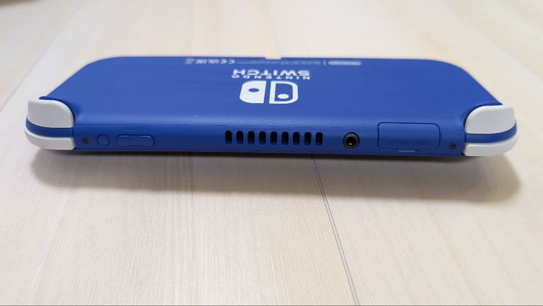 タイムセール！任天堂　Switch Lite　スイッチライト　青