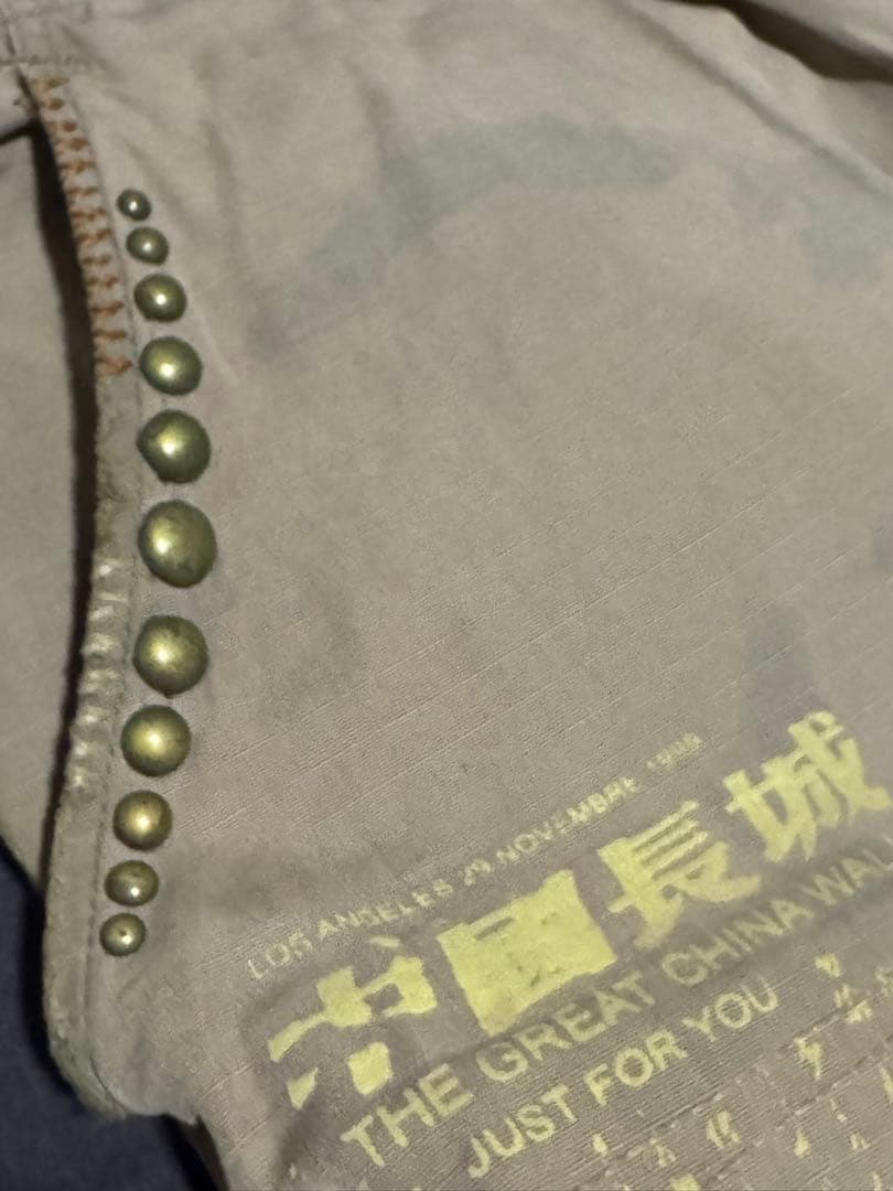 中国長城グレイトチャイナウォール　リメイクパンツカーキ