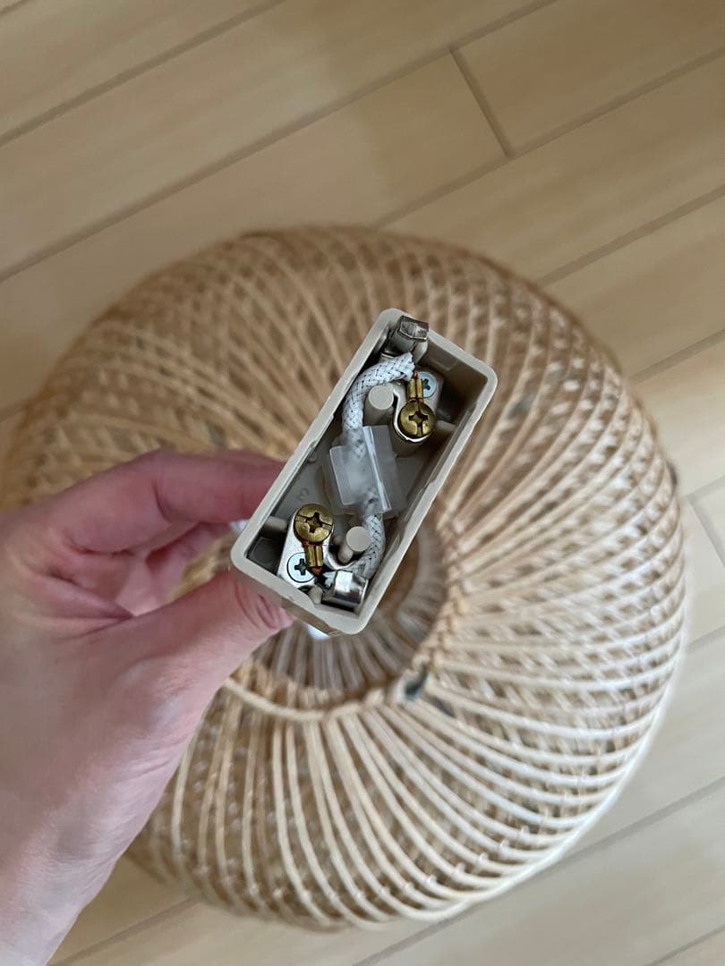 照明　ラタンペンダントライト