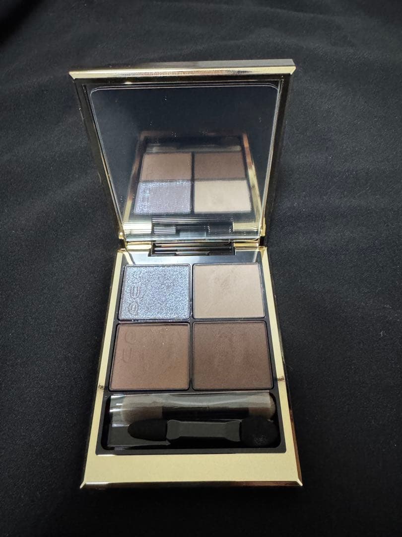 SUQQU シグネチャーカラーアイズ S03 霜来