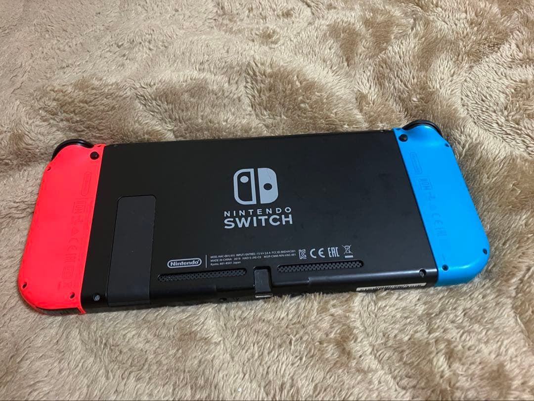 Nintendo Switch 本体 赤青