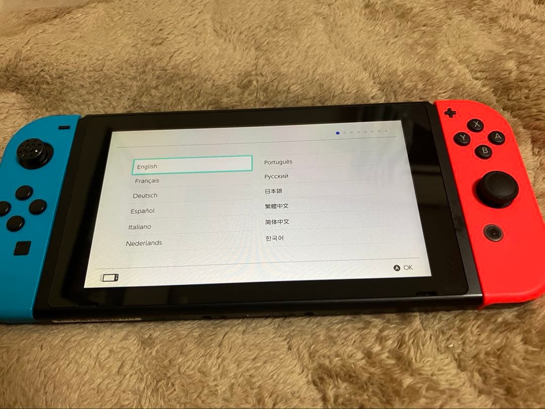 Nintendo Switch 本体 赤青