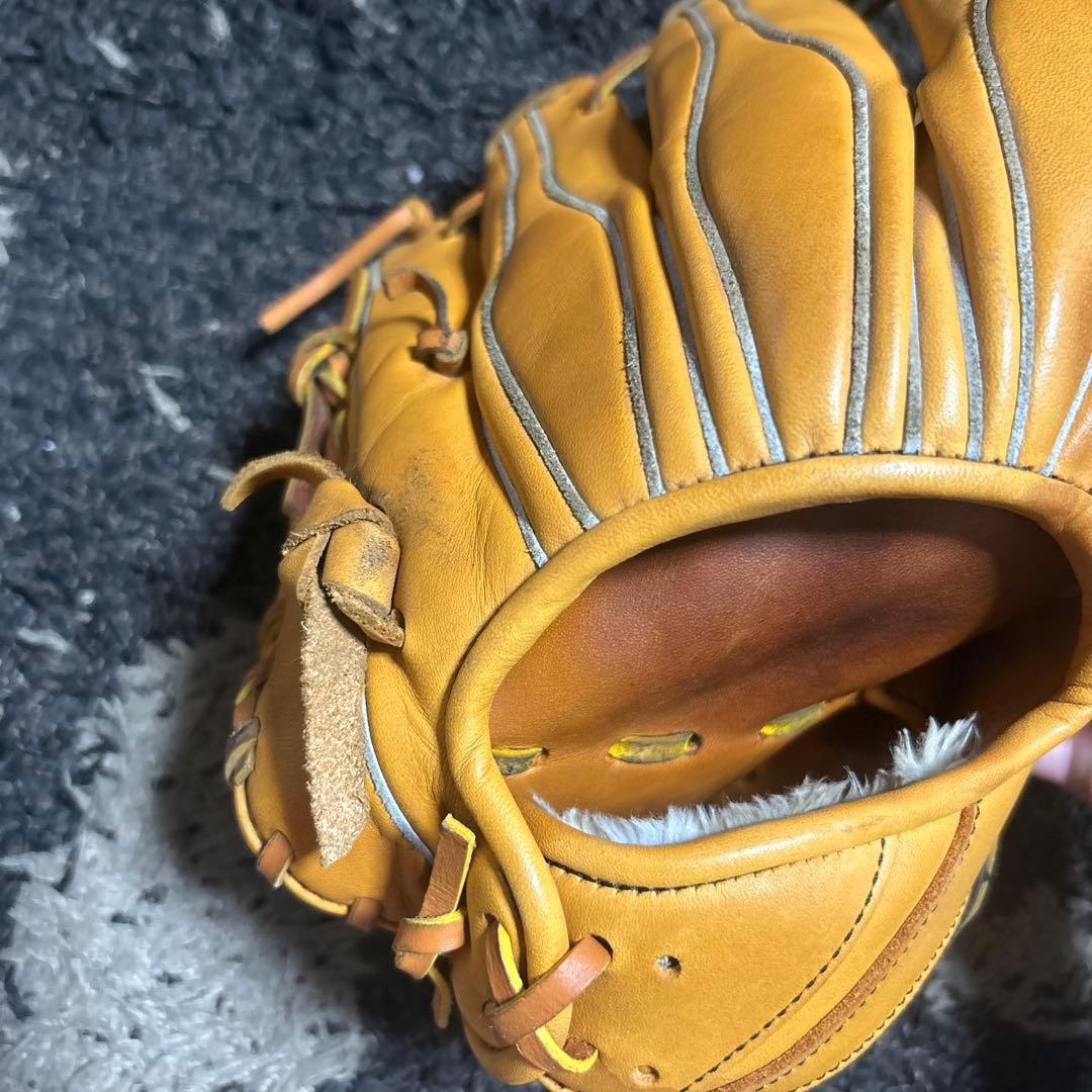 最終値下げ大特価アシックス　ゴールドステージ 軟式グローブ