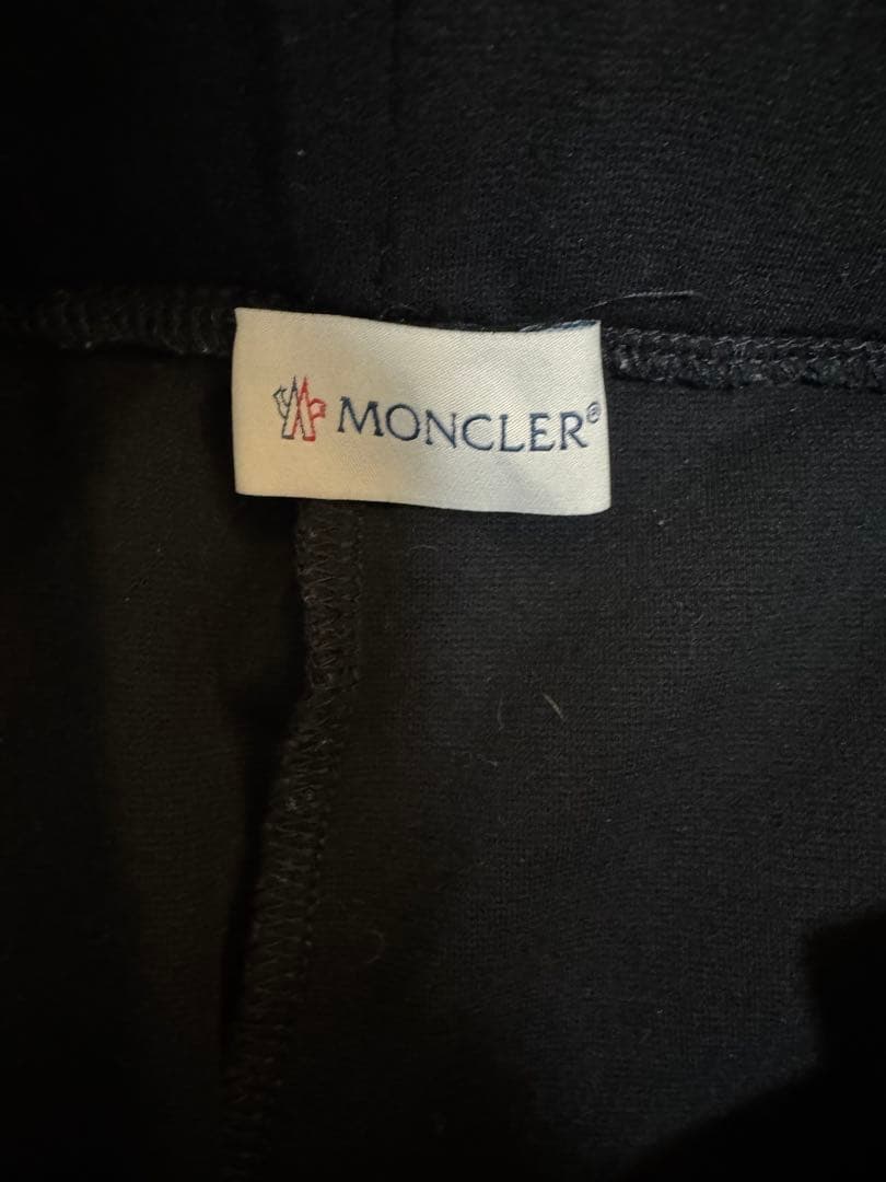 値下げ不可⭐︎美品モンクレール⭐︎ロゴ入りレギンス　ブラック