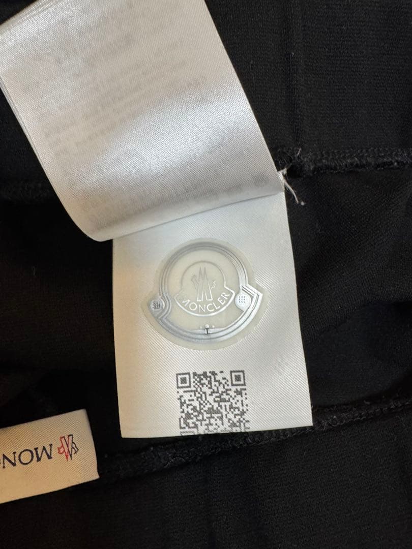 値下げ不可⭐︎美品モンクレール⭐︎ロゴ入りレギンス　ブラック