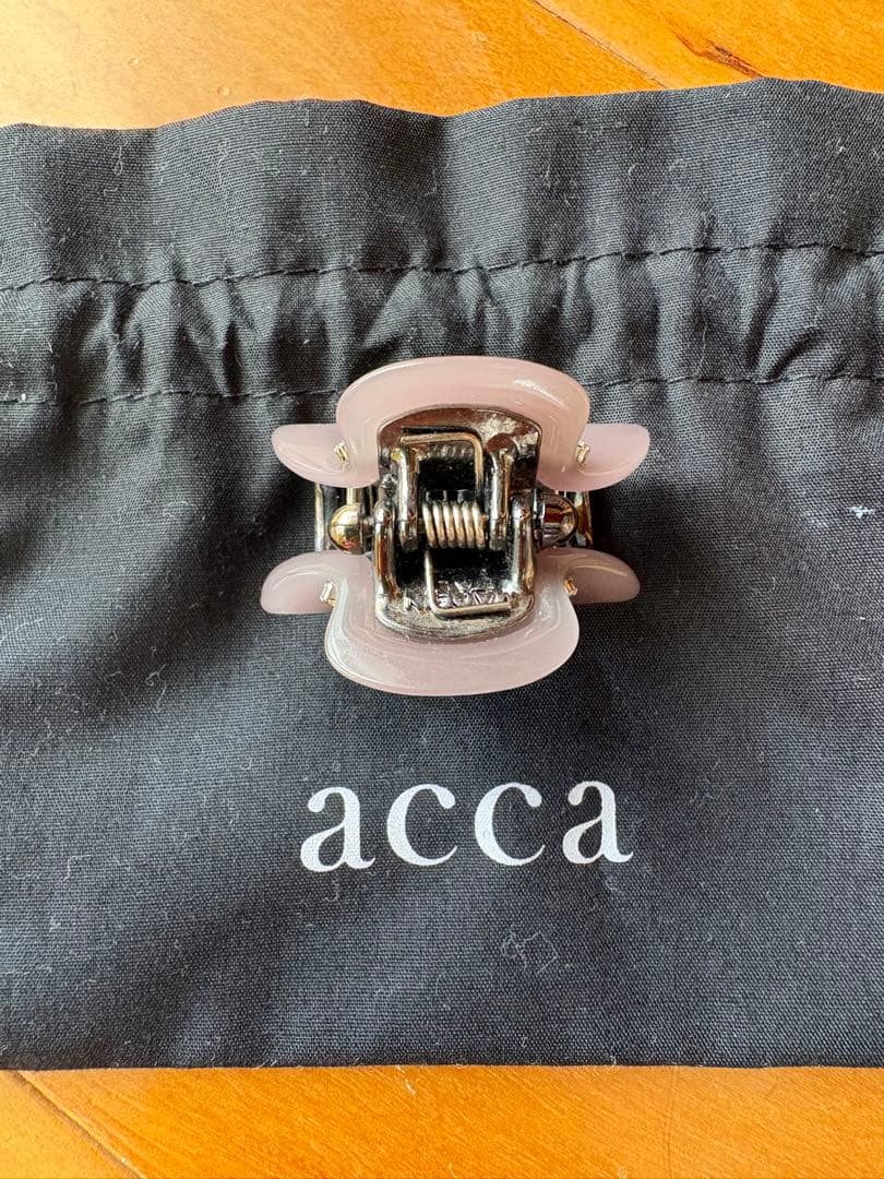 accaヘアクリップ