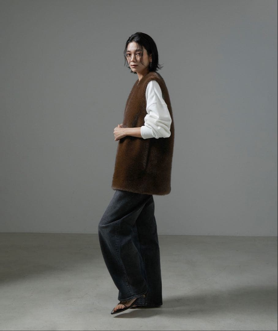 サロン　アダムエロペ　ミンクライクエコファーベスト　新品　未使用