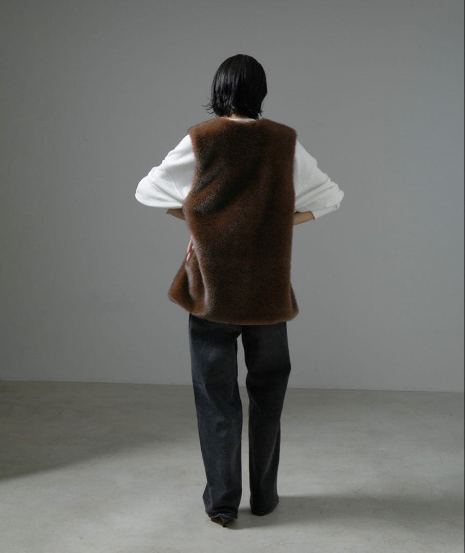 サロン　アダムエロペ　ミンクライクエコファーベスト　新品　未使用