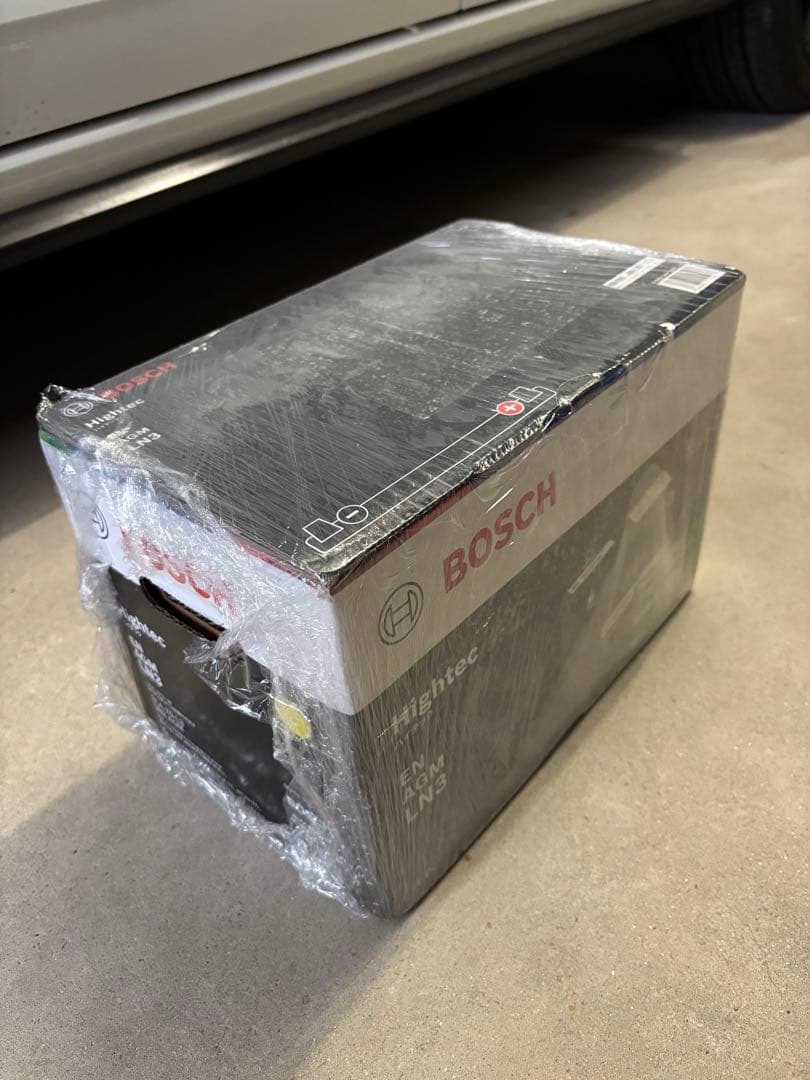 BOSCH Hightec EN AGM LN3 バッテリー