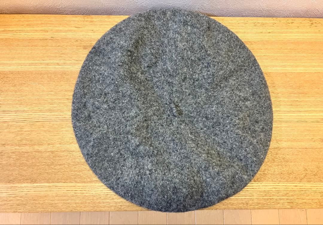 GOODENOUGH xKANGOL ベレー帽 グレー