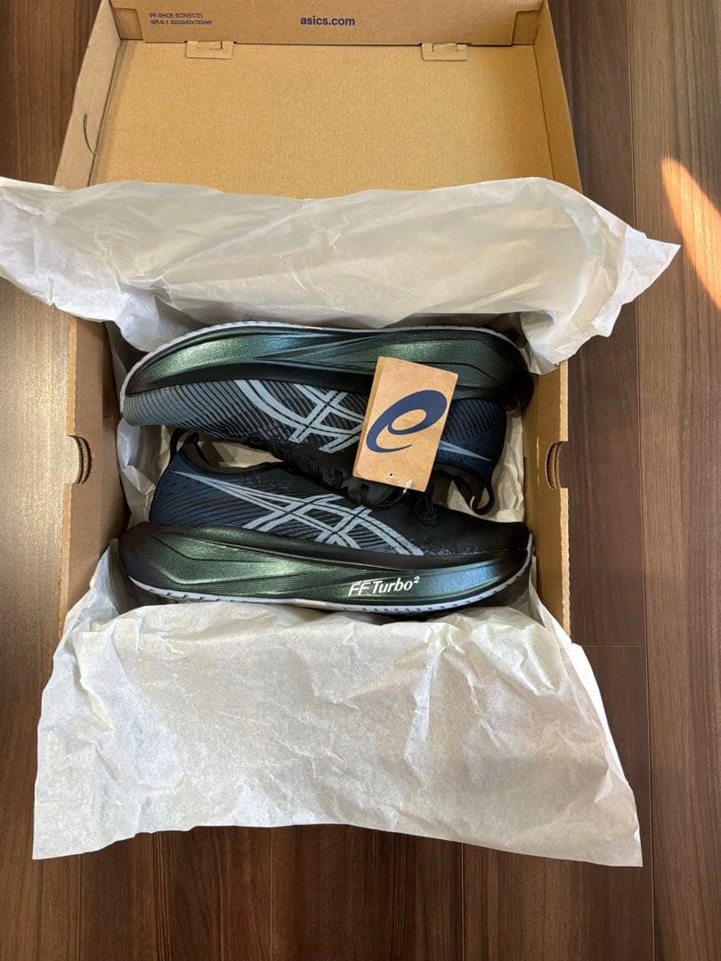 アシックスメガブラスト新品27.5センチ