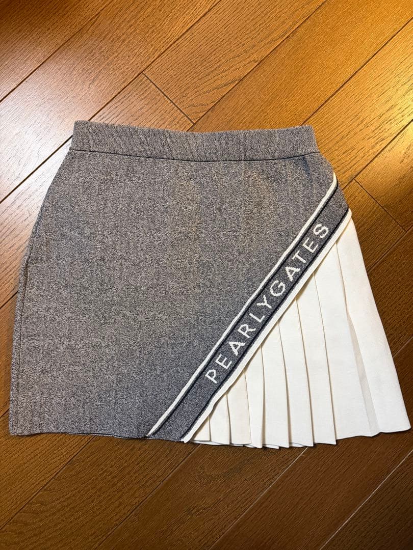 ★本日限定値下げ★ PEARLY GATES プリーツスカート グレー/ホワイト