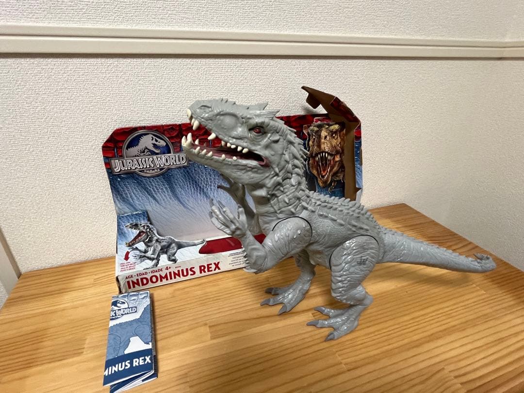 インドミナスレックス ハズブロ　おまけ付き