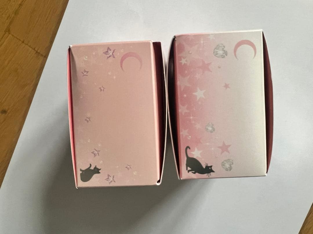 セーラームーン　コスメ　シャイニングムーンパウダー　コズミックハートチーク