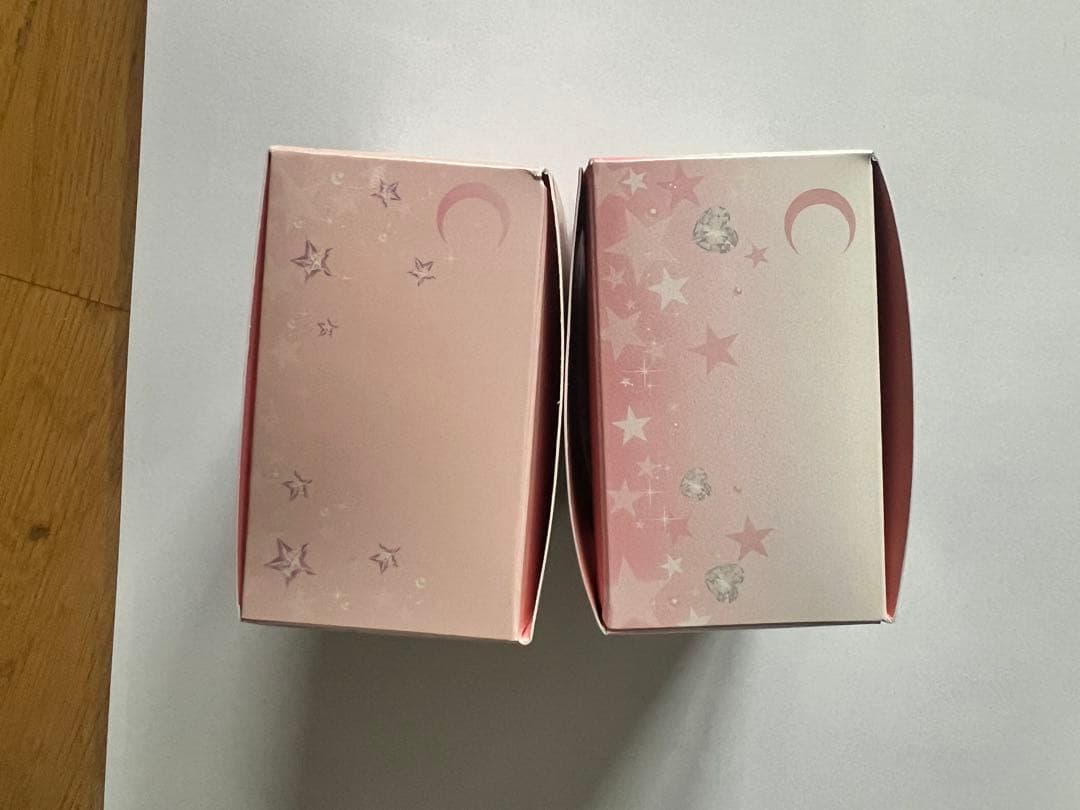 セーラームーン　コスメ　シャイニングムーンパウダー　コズミックハートチーク