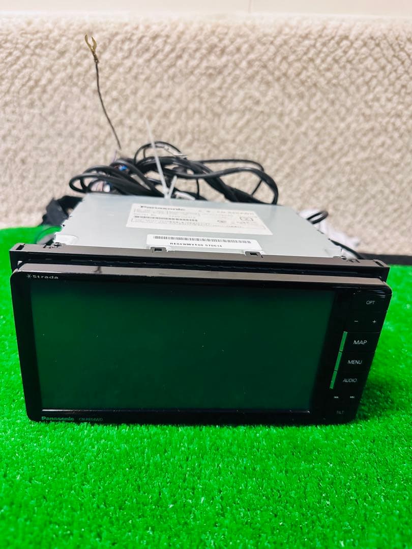 は*ん様 パナソニック CN-RE04WD カーオーディオヘッドユニット2017