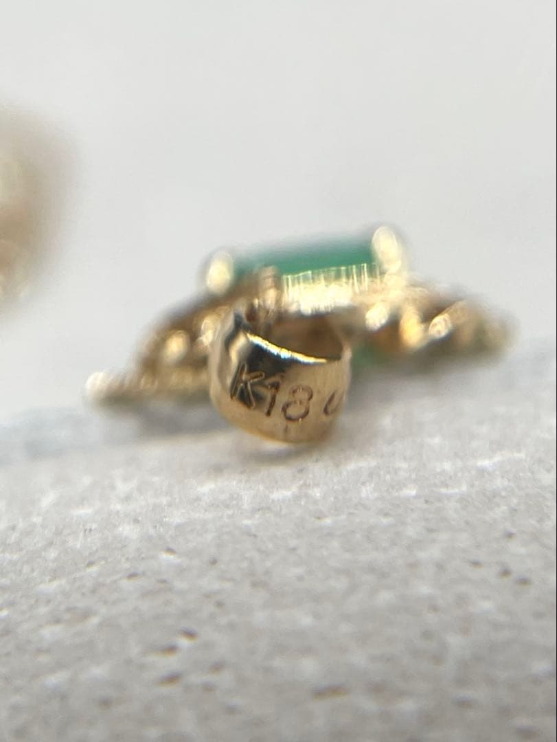 JA96★高級 エメラルド0.64ct K18 ペンダントヘッド 鑑付