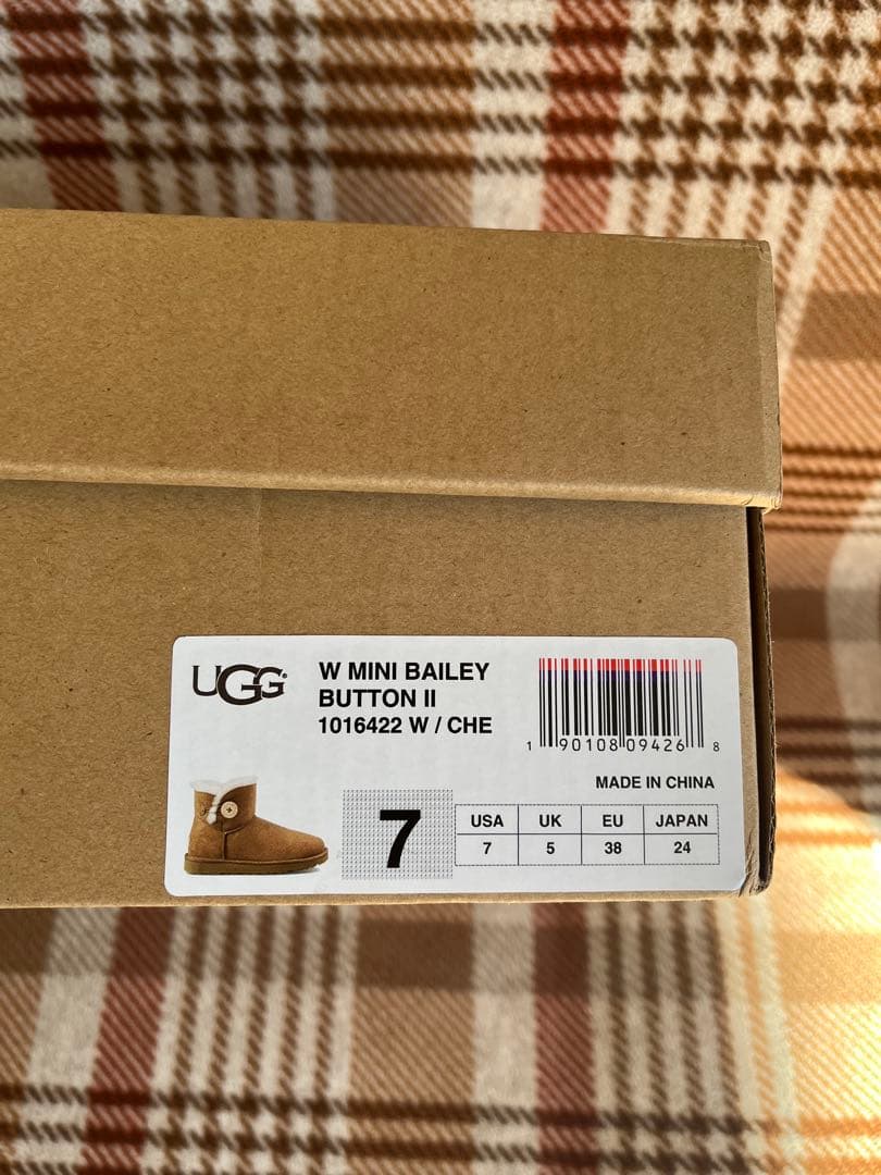 UGG ムートンブーツ　新品未使用品　24cm