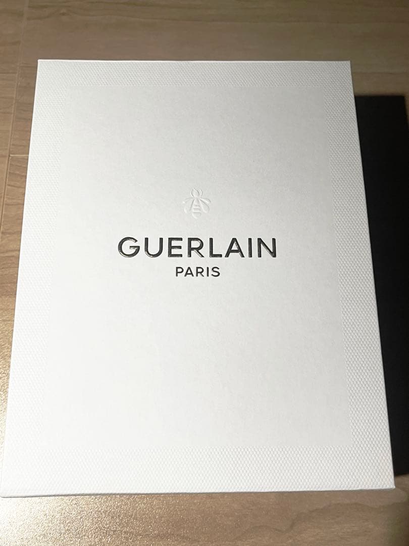 アベイユ ロイヤル アドバンスト ウォータリー オイル メイクアップ セット