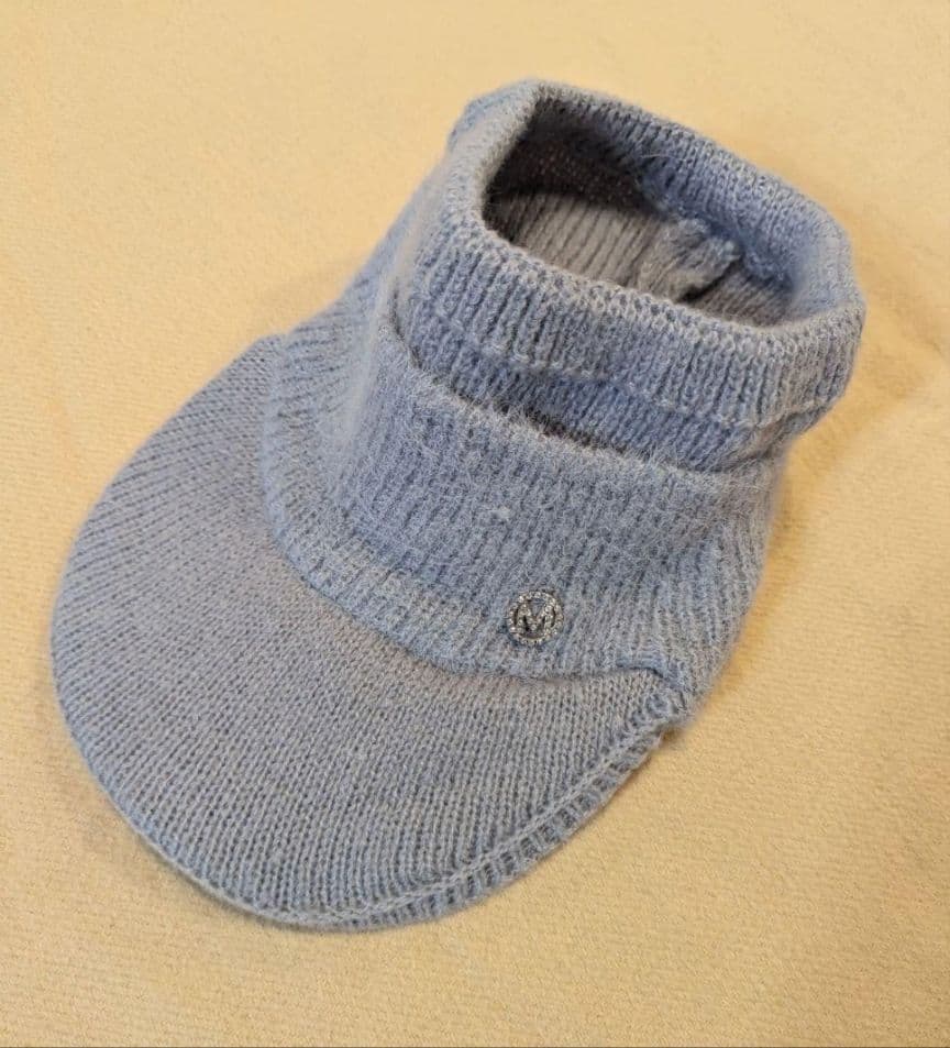 【人気】グレー　秋冬　帽子　耳当て　サンバイザー　ニット帽　ゴルフ　レディース