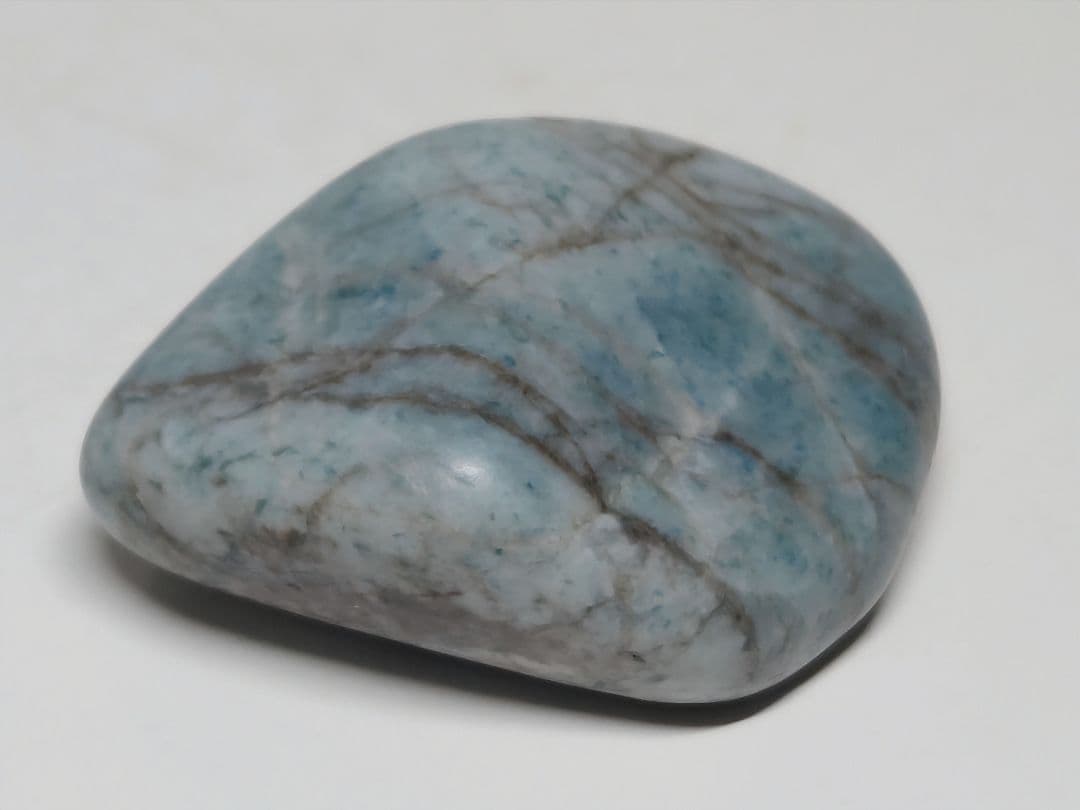 コン沢 71g 翡翠 ヒスイ 原石 鑑賞石 自然石 誕生石 鉱物 鉱石 水石