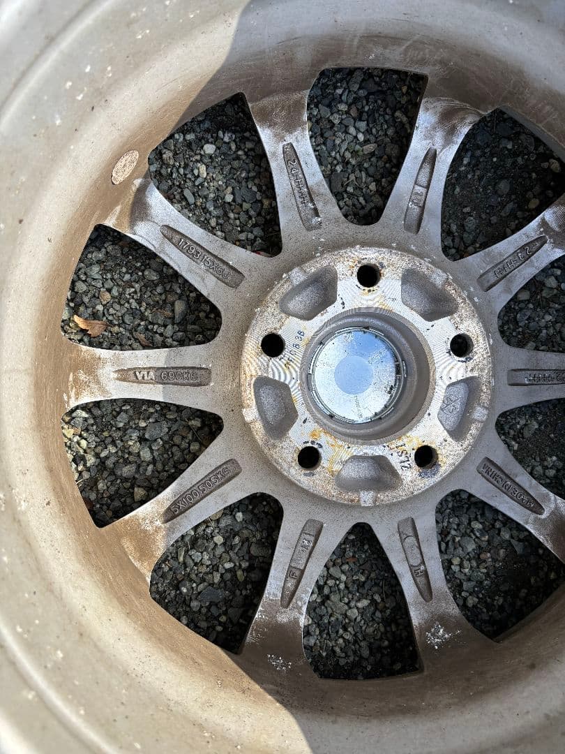 ブリヂストン Blizzak VRX2 15インチ タイヤホイールセット　スノー