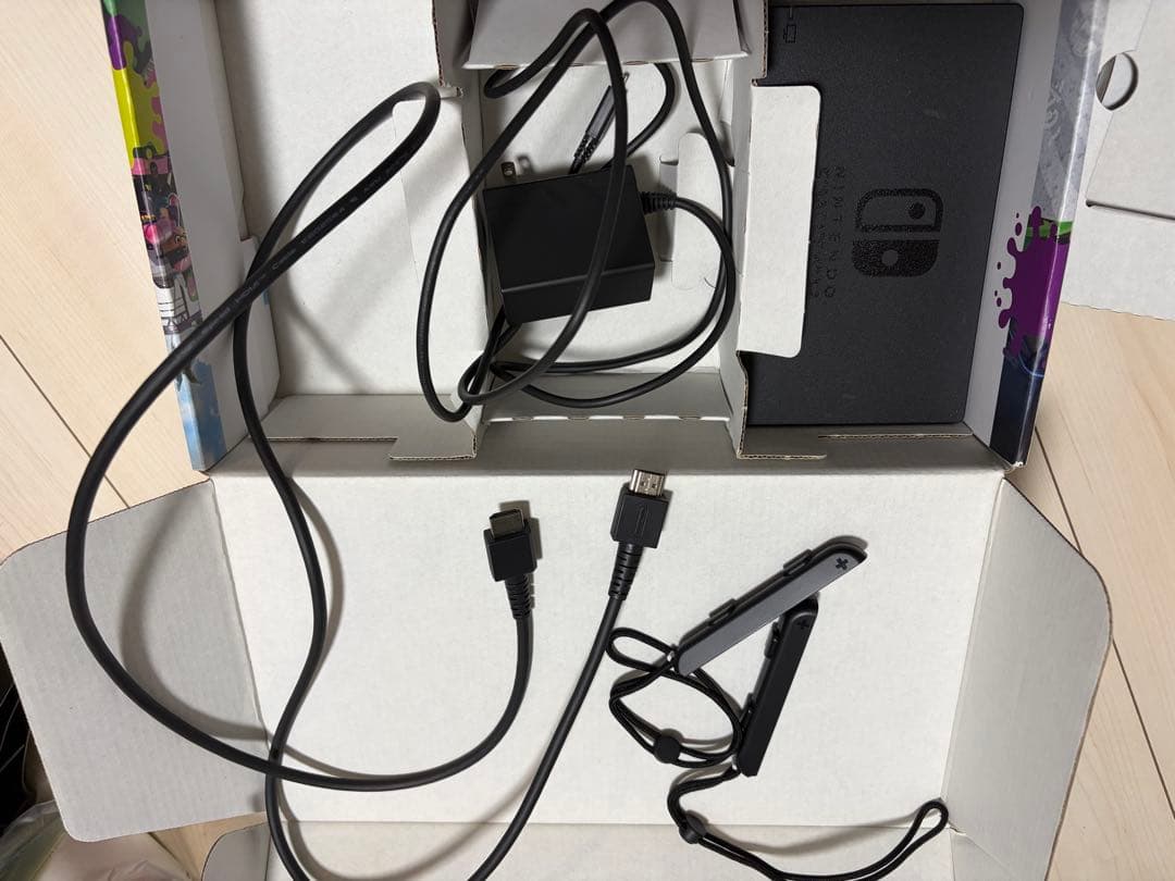 Nintendo Switch Splatoon2エディション（中古、美品)